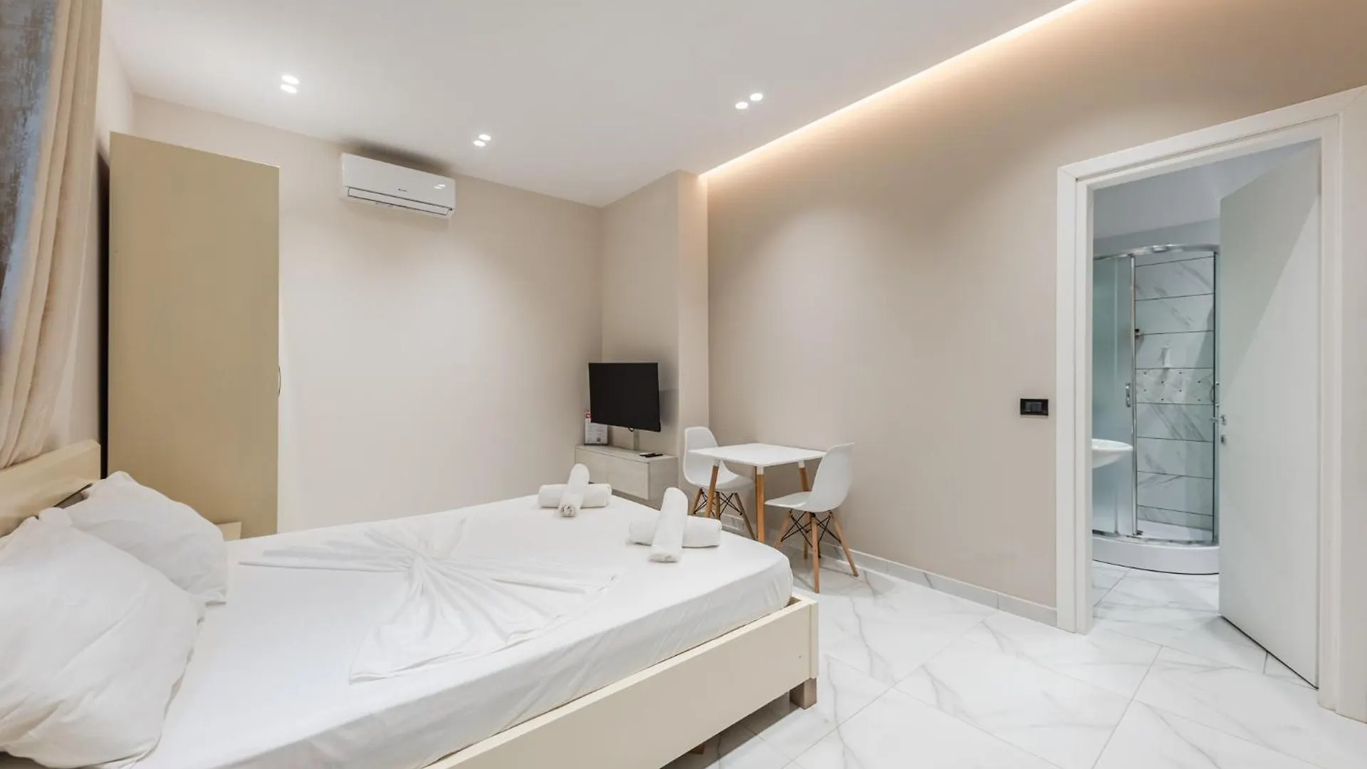 Apartment Easy Stay Residences Golem  Albania