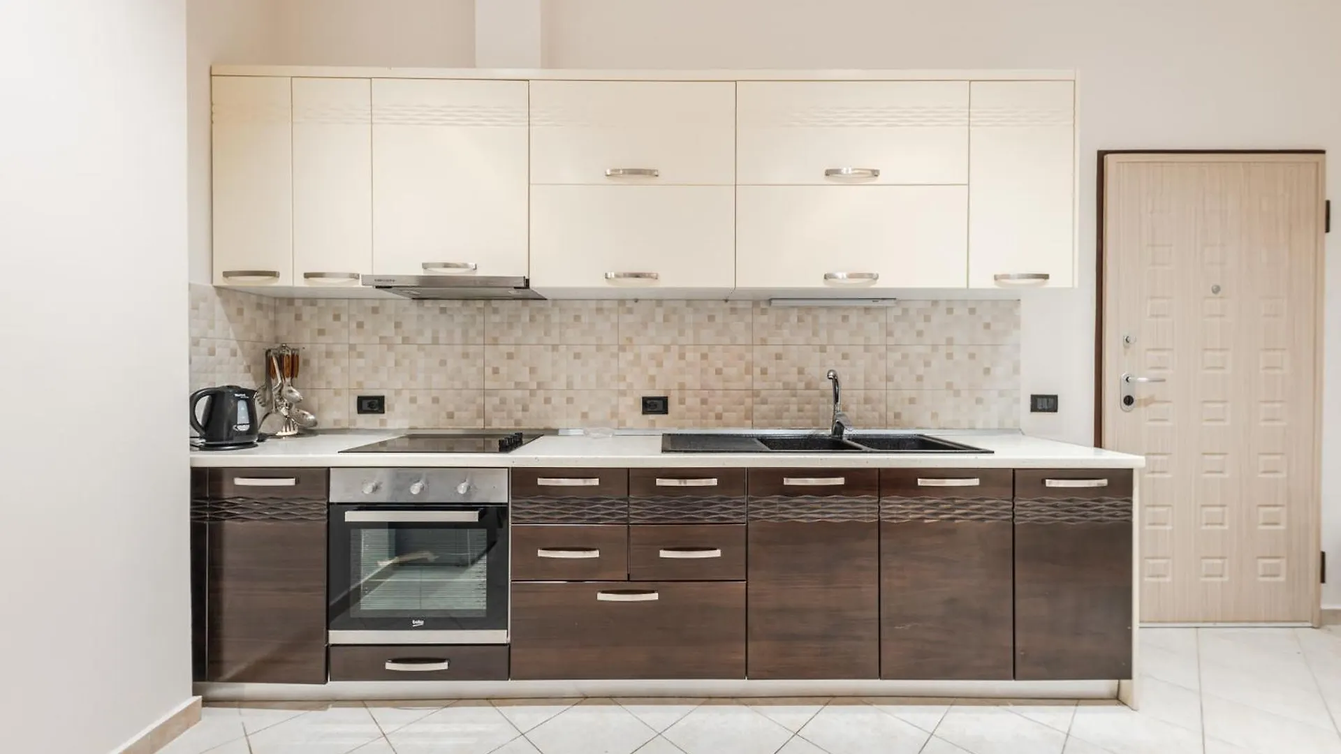 Easy Stay Residences Golem
