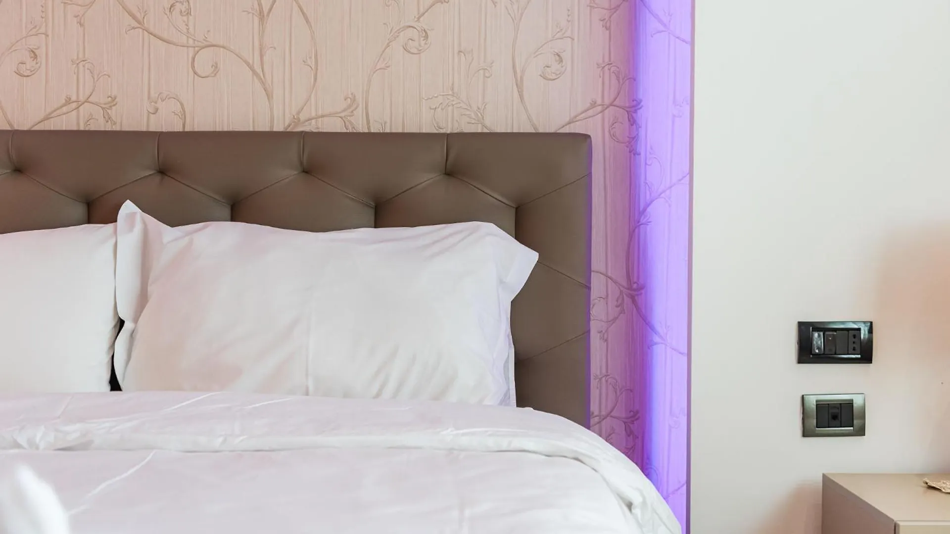 Easy Stay Residences Golem